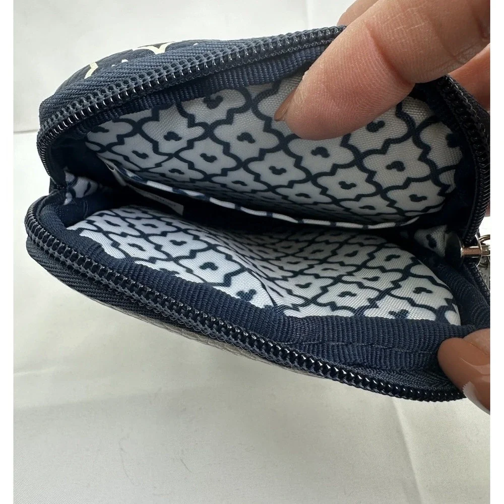 NWOT Disney D Tech Padded‎ Cell Phone And Card Holder Wristlet